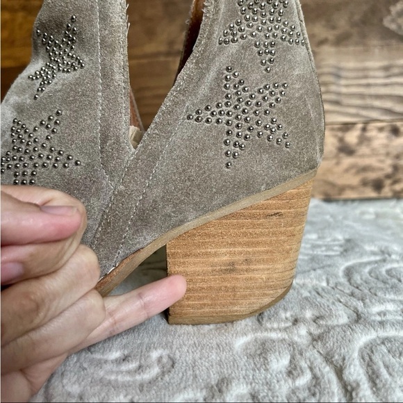 Jeffrey Campbell Asterial Booties Sz 8 Taupe Suede Star Studded Rock Western - Picture 11 of 16